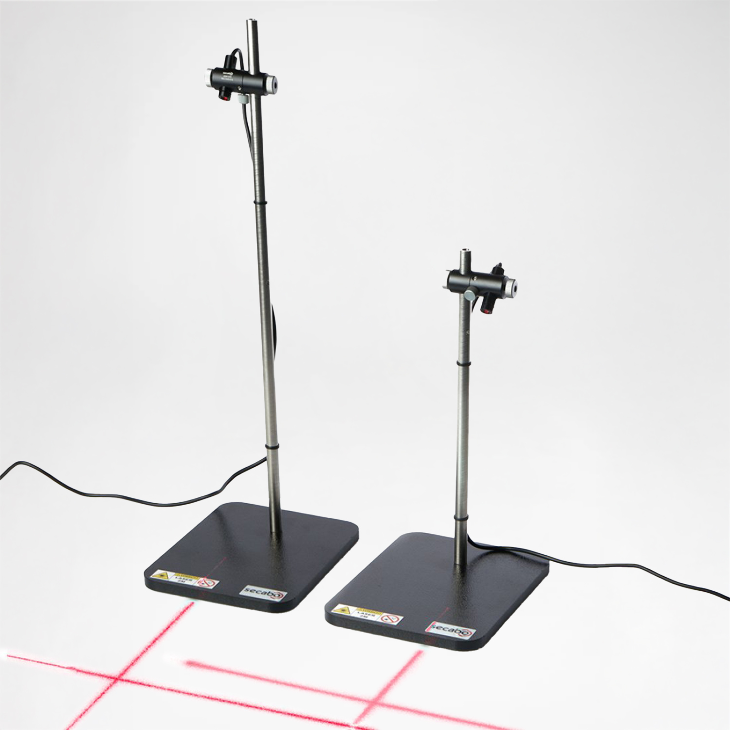 Secabo modularer Einzelkreuzlaser Tischversion mit 500mm Stange